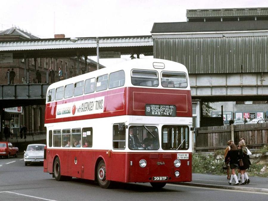  Leyland Atlantean PDR1/1 MCW 1963 года  (фото 1 из 2)